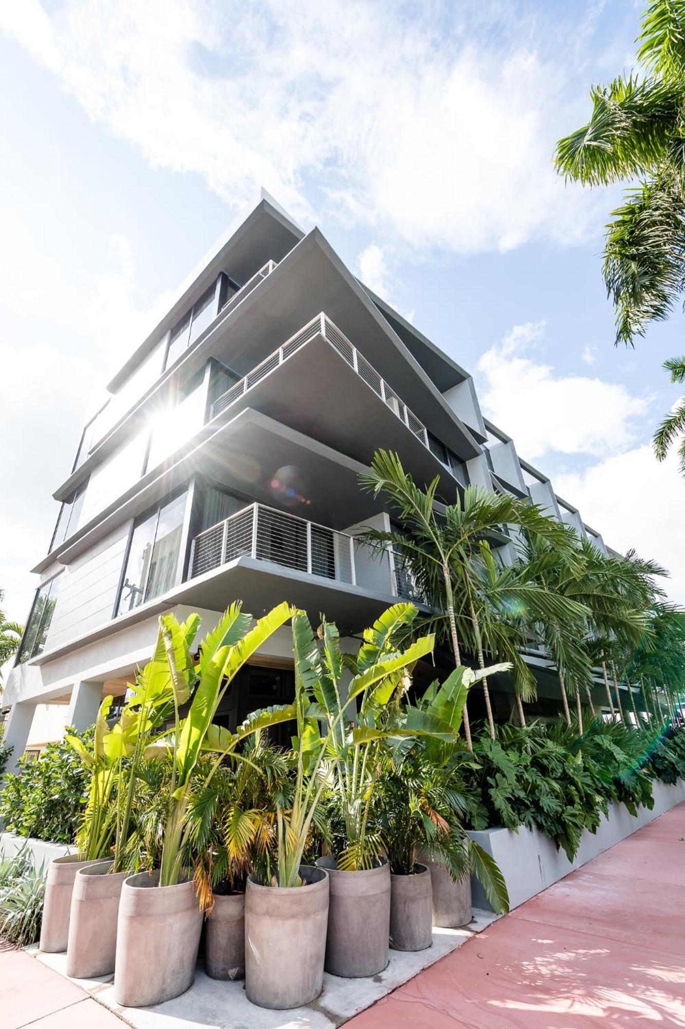 The March Hotel Miami Beach Exterior photo
